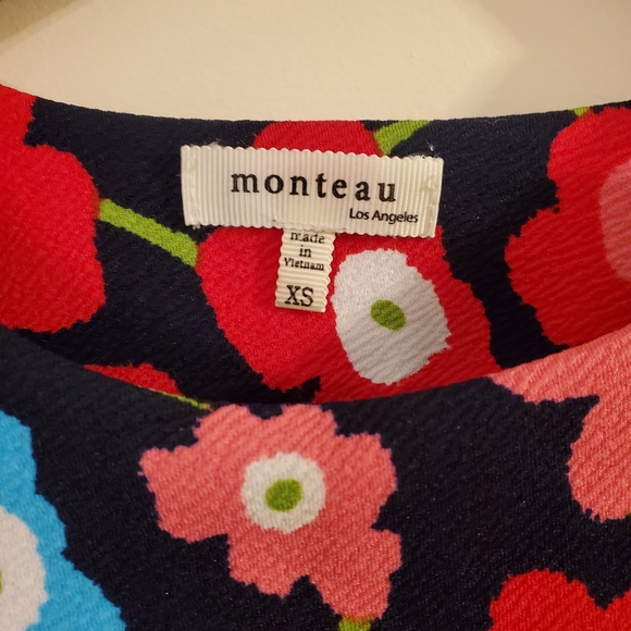 Lovely Floral Dress - Picture 2 of 4